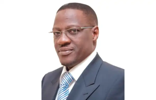 Kwara Governor, Ahmed dissolves local government councils
